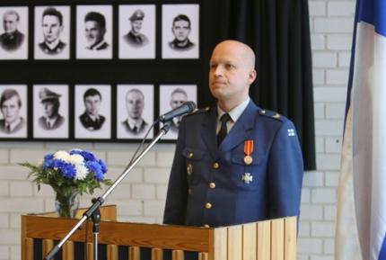 seppelepartion saatesanat lausui Ilmavoimien kenttärovasti Kari Mannermaa. Kuva: Jarmo Vainionpää.